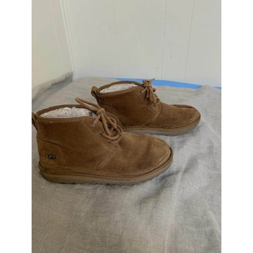UGG Neumel Chestnut Suede Lace Up‎ Ankle Chukka Boots Mens 6 Womens 8 1094269
